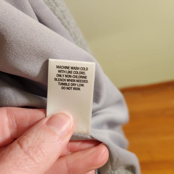 ROZ & ALI Gray Quilted Long Blazer, Size Large - Picture 12 of 13